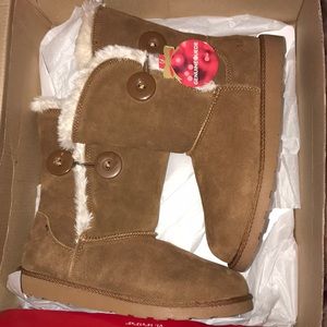 brown suede ugg like boots